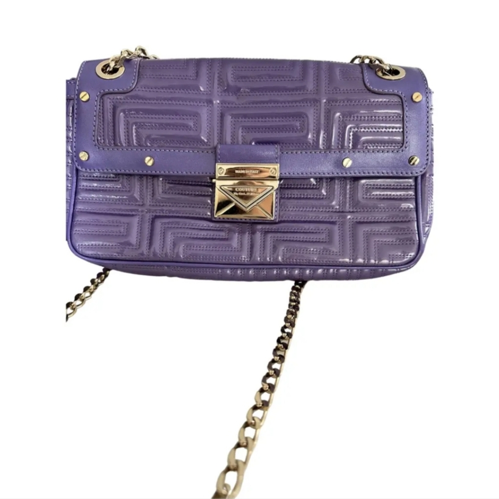 Stunning Versace purse. Can be used as shoulder bag or crossbody.